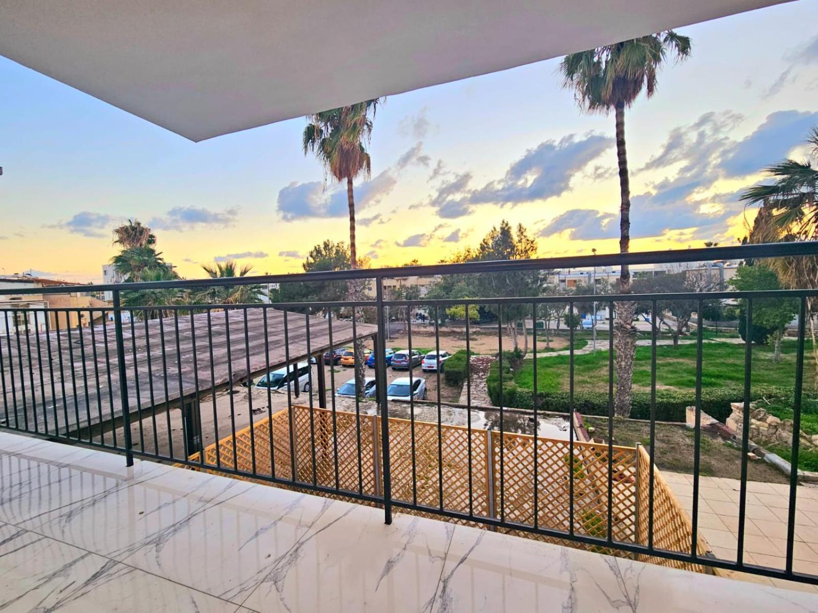 1Bd Beach Apartment بافوس المظهر الخارجي الصورة